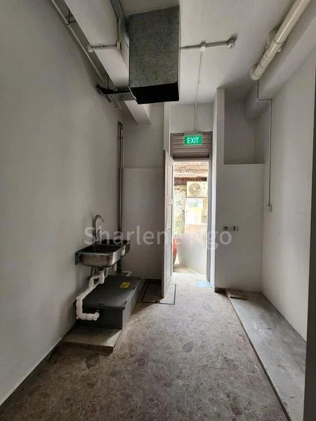 Food & Beverage for Rent: Rowell Road Shop - Image 4