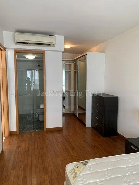 2 Bed Apartment (Condo) for Rent in  Orchard Road - Image 5