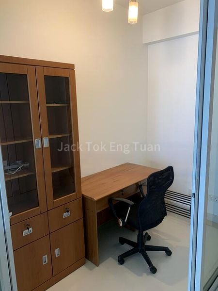 2 Bed Apartment (Condo) for Rent in  Orchard Road - Image 6