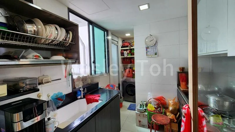 3 Bed Executive Condo for Sale in  Esparina Residences - Image 17