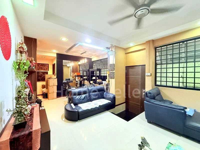 4 Room (4A) HDB for Sale in 443 Choa Chu Kang Avenue 4 - Image 2