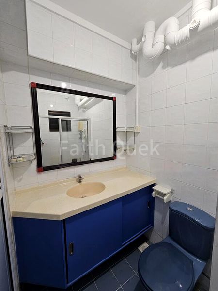 Master Room (HDB) for Rent in  59 Strathmore Avenue - Image 5