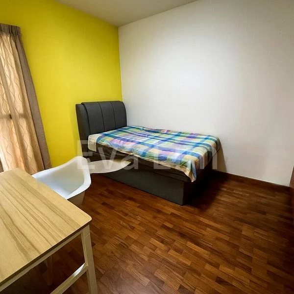 Common Room (Condo) for Rent in  Woodsvale - Image 3