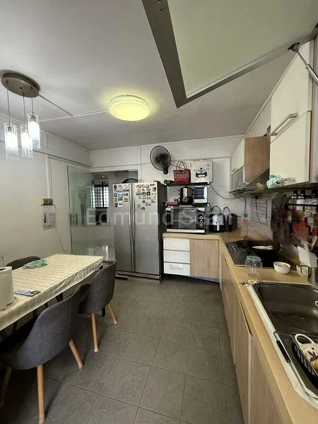 4 Room (4A) HDB for Sale in  40 Sims Drive - Image 5