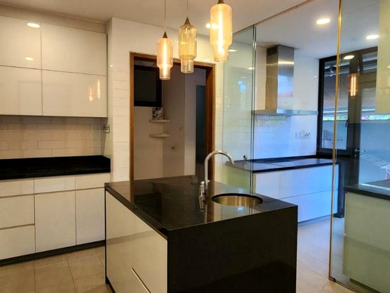 6 Bed Semi-Detached House (Landed) for Sale in  Watten Estate - Image 6