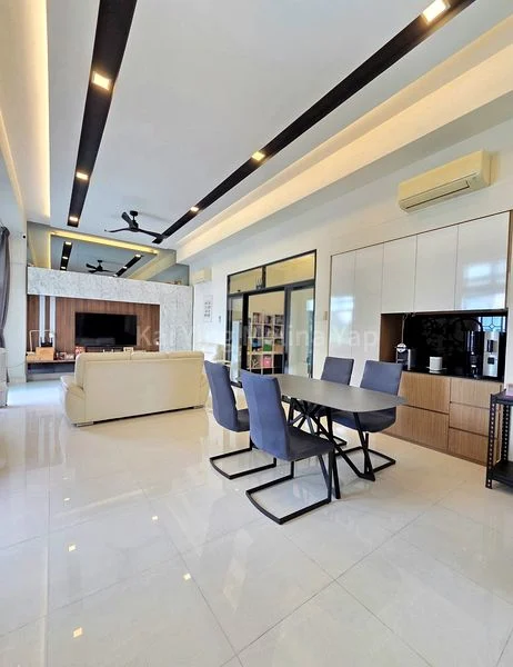 3 Bed Condo for Sale in Symphony Heights - Image 4