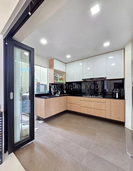 3 Bed Condo for Sale in Symphony Heights - Image 9