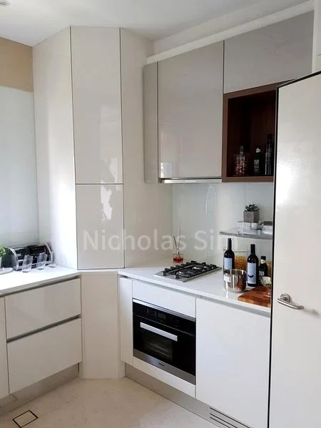 2 Bed Condo for Rent in  One Balmoral - Image 6