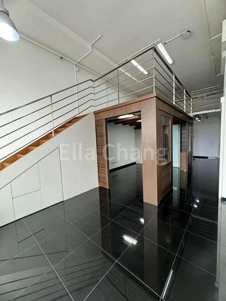 Office for Rent: The Central - Image 6