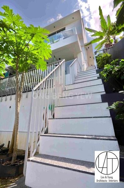 5 Bed Bungalow (Landed) for Sale in  Ang Mo Kio Street 13 - Image 1