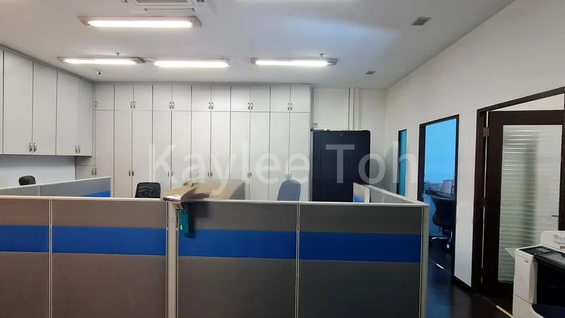 Light Industrial (B1) for Rent: Tradehub 21 - Image 8