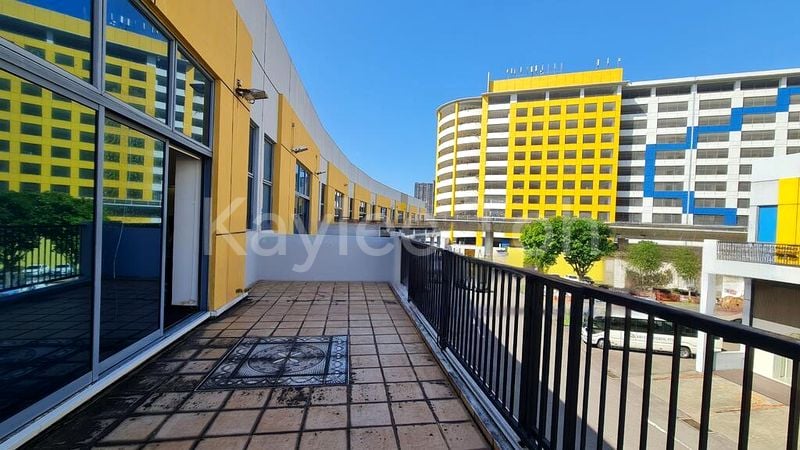 Light Industrial (B1) for Rent: Tradehub 21 - Image 3