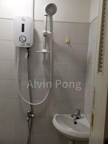 Room (Condo) for Rent in Kovan Melody - Image 2