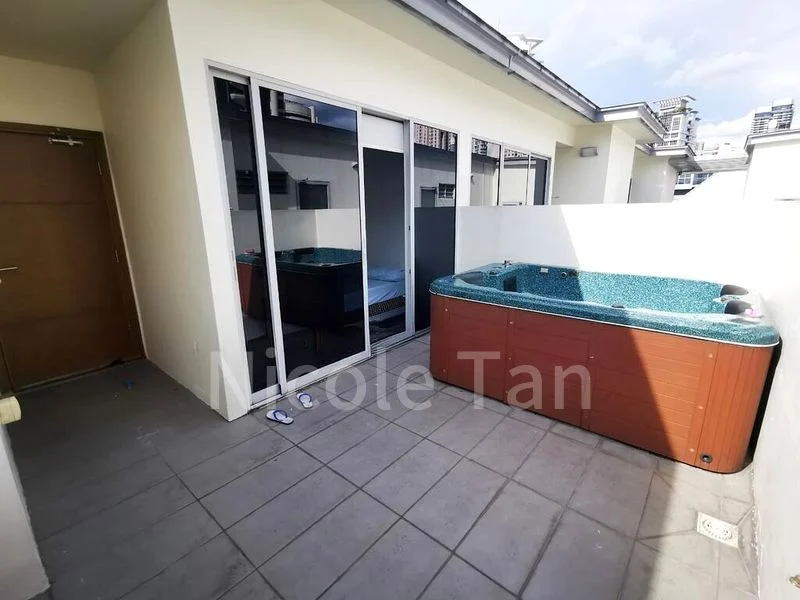 2 Bed Condo for Sale in  Loft @ Nathan - Image 4