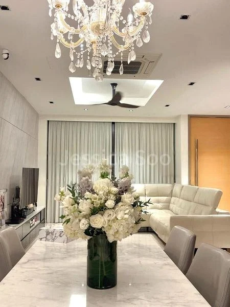 6 Bed Terraced House (Landed) for Sale in  Frankel Estate - Image 2