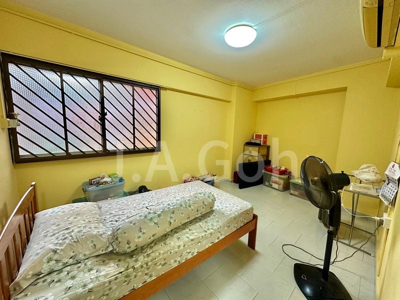 4 Room (4A) HDB for Sale in  205 Bishan Street 23 - Image 2