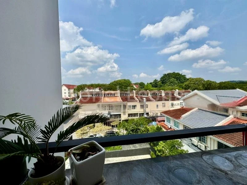 2 Bed Condo for Sale in  The Essence - Image 4