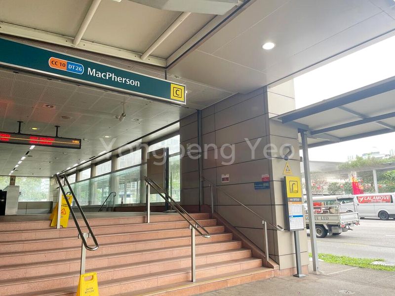 Shop / Shophouse for Sale: 76 Circuit Road - Image 2