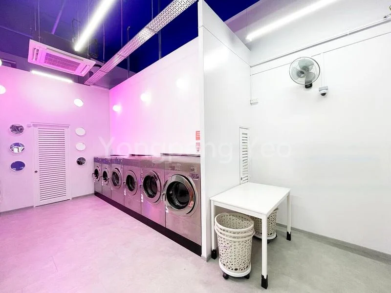 Shop / Shophouse for Sale: 76 Circuit Road - Image 5