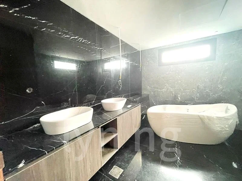 6 Bed Bungalow (Landed) for Rent in Mayfield Avenue - Image 4