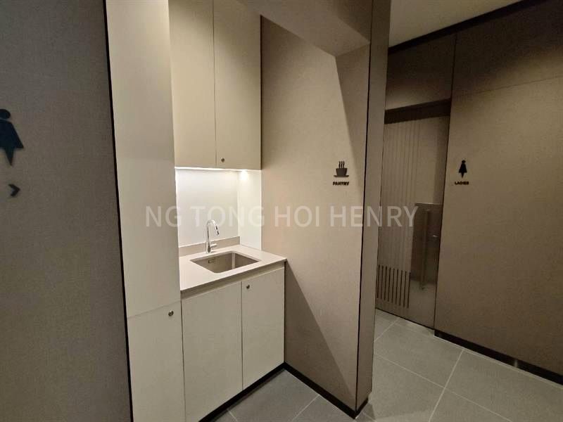 Office for Rent in  The Heeren - Image 4