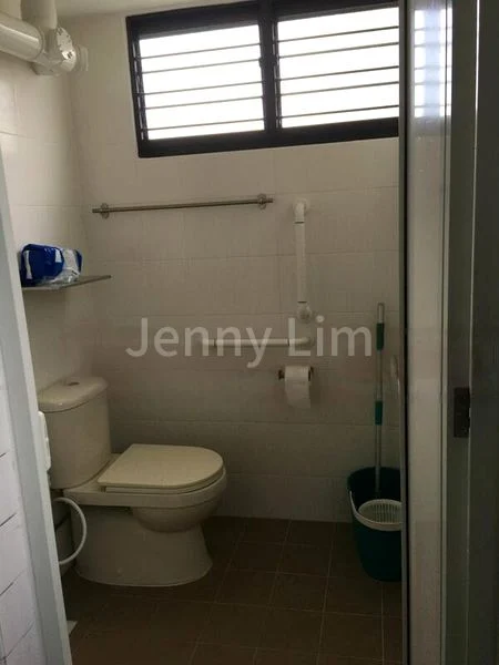 4 Room (4NG) HDB for Rent in  121 Paya Lebar Way - Image 6