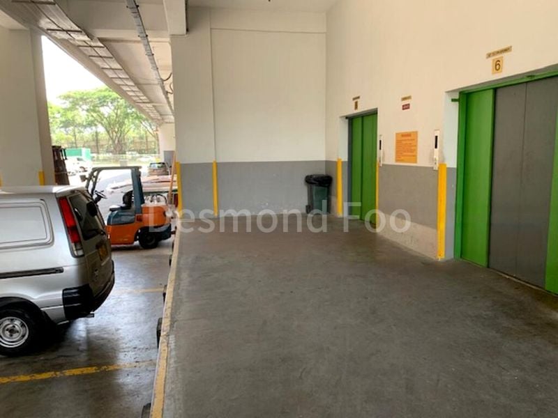 Light Industrial (B1) for Rent: B1 Unit near Aljunied MRT - Image 1
