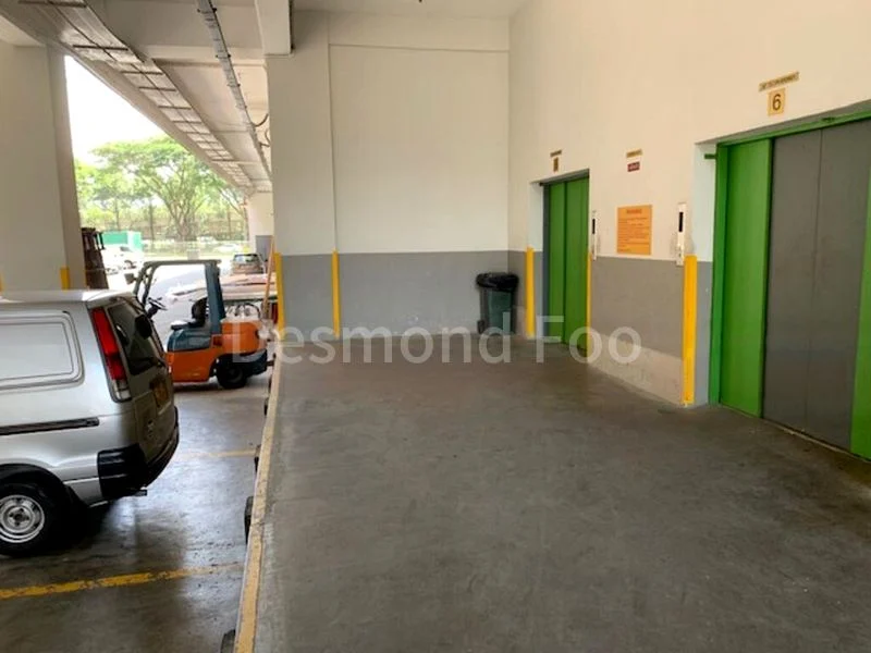 Light Industrial (B1) for Rent: B1 Unit near Aljunied MRT - Image 1