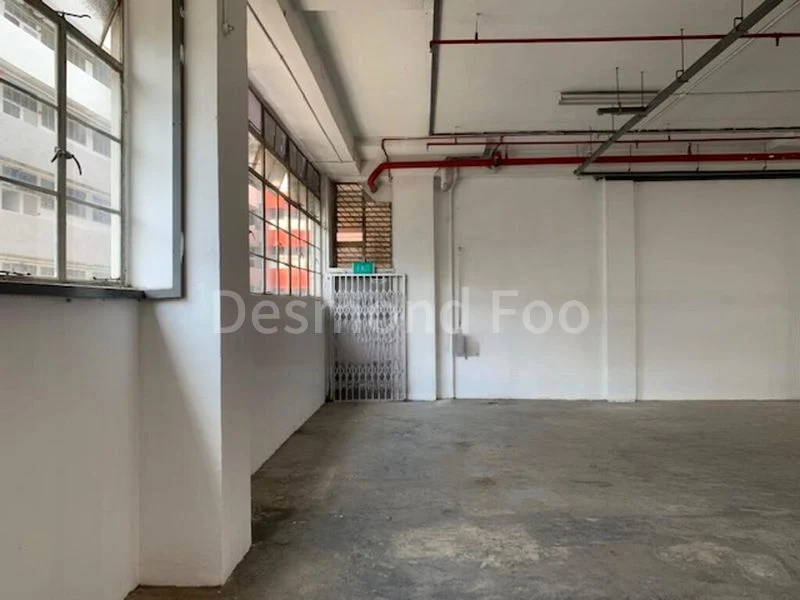 Light Industrial (B1) for Rent: B1 Unit near Aljunied MRT - Image 2