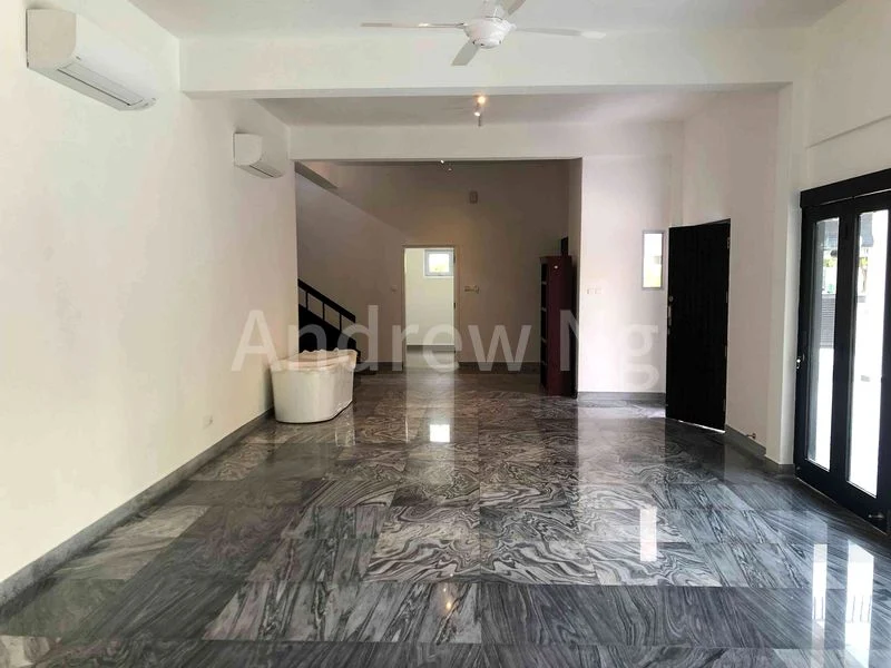 6 Bed Bungalow (Landed) for Rent in Sixth Avenue - Image 4