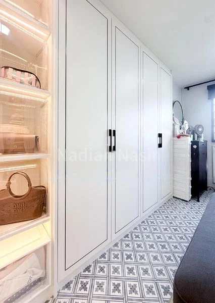 Jumbo HDB for Sale in  420 Woodlands Street 41 - Image 3