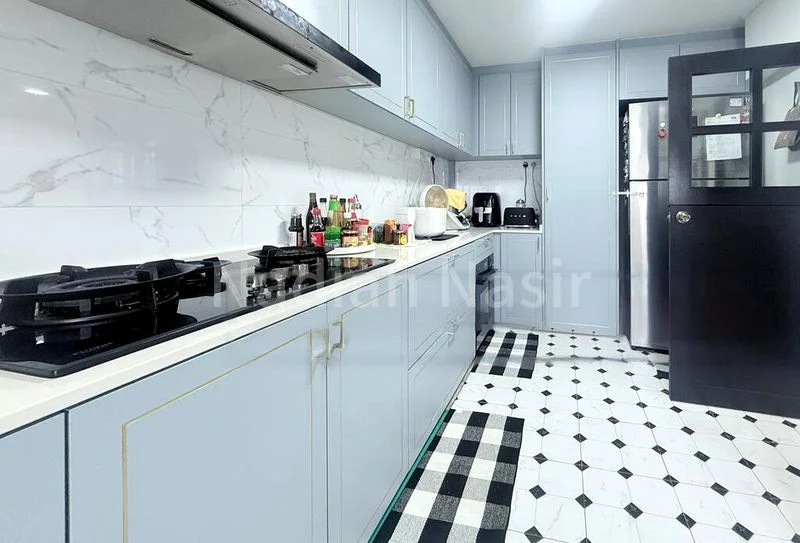 Jumbo HDB for Sale in  420 Woodlands Street 41 - Image 11