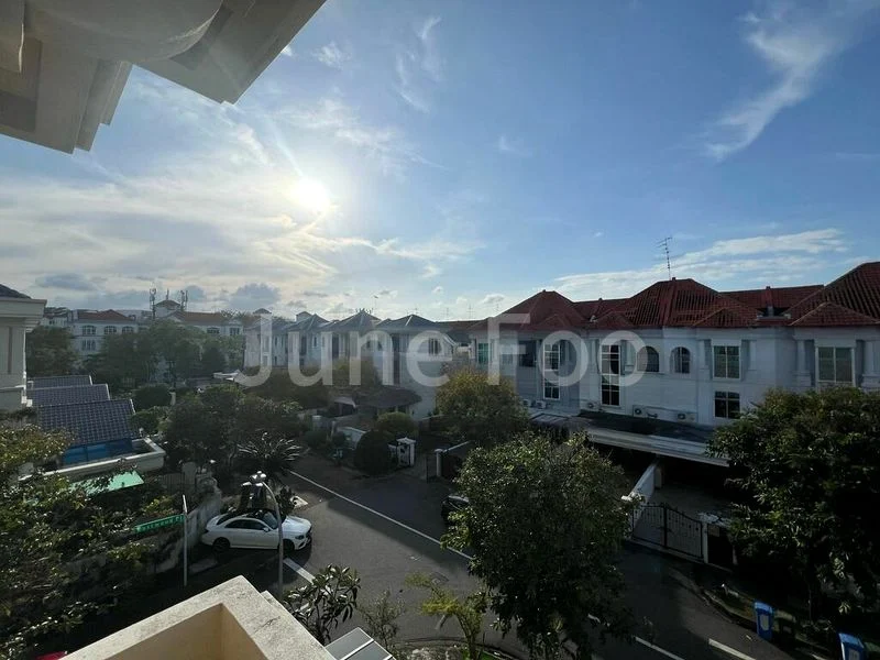 Room (Landed) for Rent in  Koh Sek Lim Road - Image 11