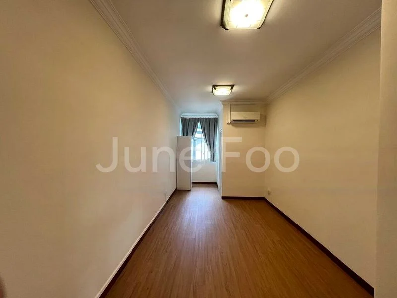 Room (Landed) for Rent in  Koh Sek Lim Road - Image 8