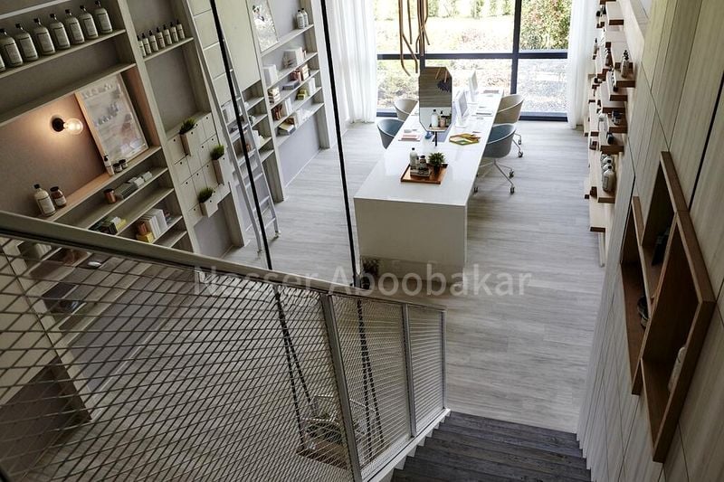 Office for Sale: 12 Woodlands Square - Image 1