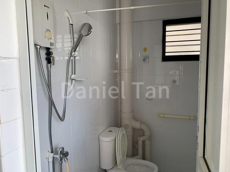 3 Room (3A) HDB for Rent in 403 Sin Ming Avenue - Image 7