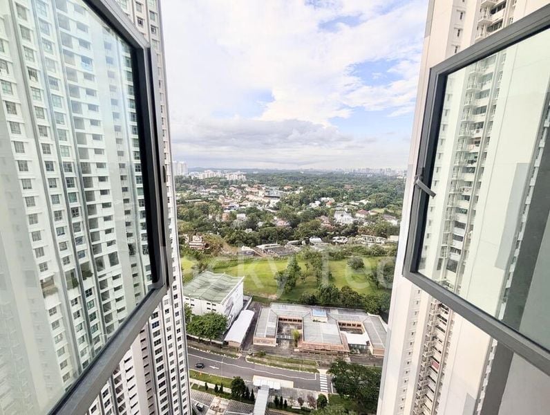 Master Room (HDB) for Rent in  32 Margaret Drive - Image 4