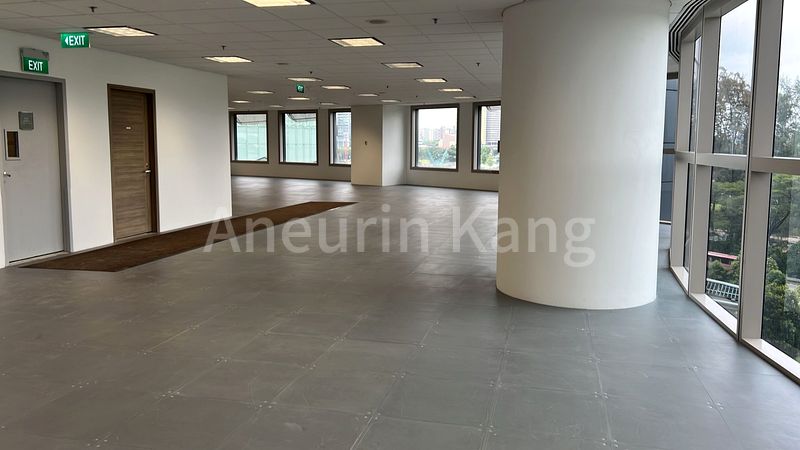 Office for Rent in  Centennial Tower - Image 18