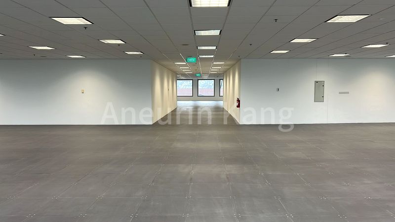 Office for Rent in  Centennial Tower - Image 9