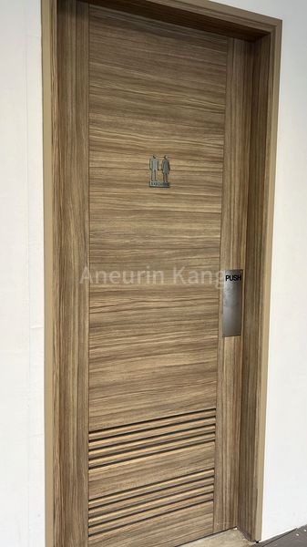 Office for Rent in  Centennial Tower - Image 4