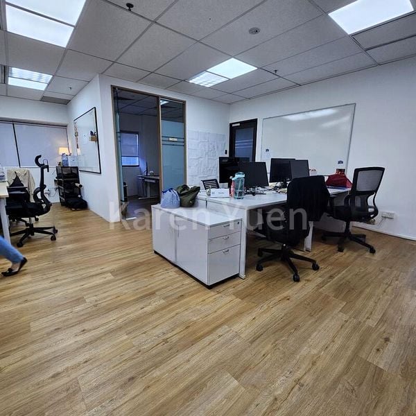 Office for Sale: Fortune Centre - Image 3