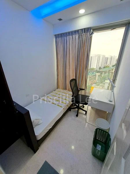 Master Room (Condo) for Rent in  The Centris - Image 12