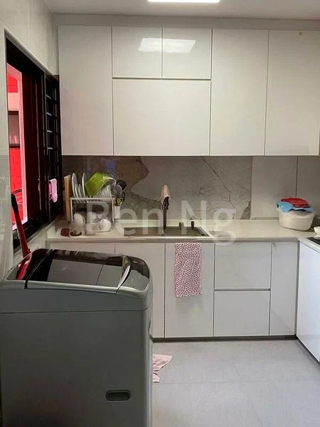 Room (HDB) for Rent in  447 Bright Hill Drive - Image 6