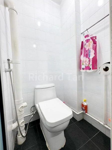 3 Room (3I) HDB for Sale in 98 Lorong 1 Toa Payoh - Image 6