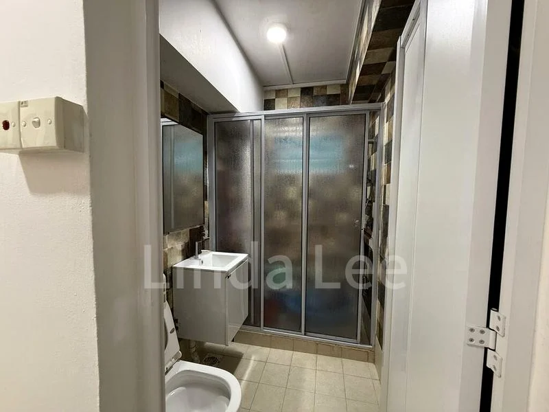 5 Room (5I) HDB for Rent in 767 Choa Chu Kang Street 54 - Image 7