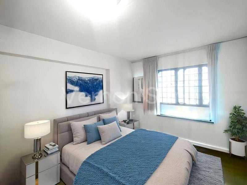 5 Room (5I) HDB for Sale in  219A Jurong East Street 21 - Image 5