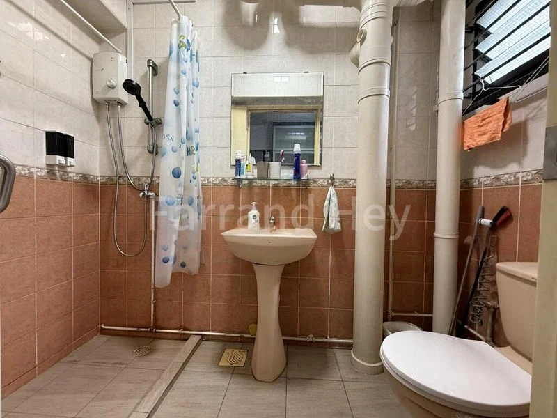 Executive HDB for Rent in  320C Anchorvale Drive - Image 11