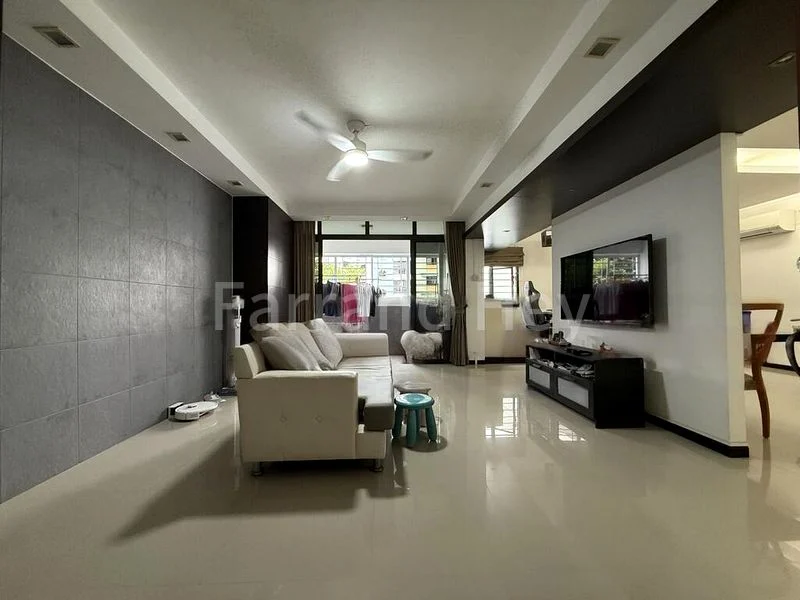 Executive HDB for Rent in  320C Anchorvale Drive - Image 2