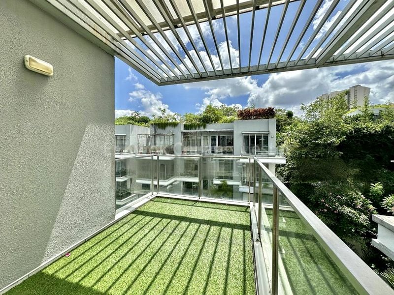 3 Bed Condo for Rent in  8 @ Mount Sophia - Image 13