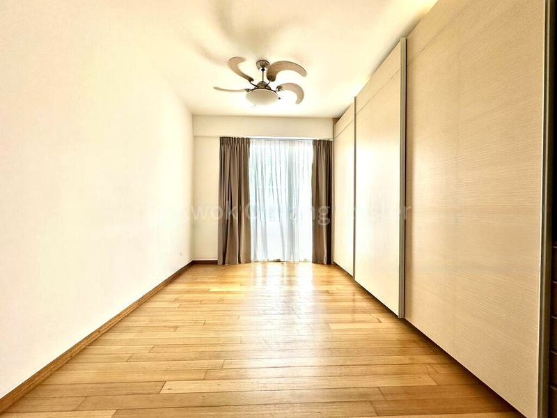 3 Bed Condo for Rent in  8 @ Mount Sophia - Image 7
